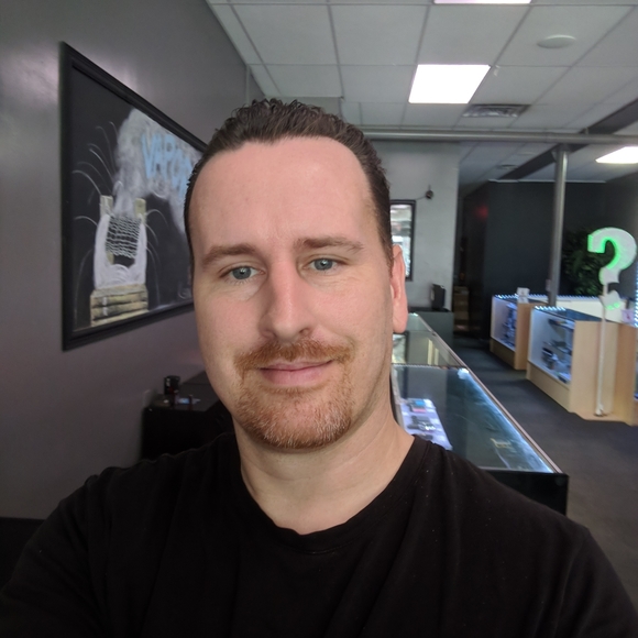 Meet your Posher, Justin - Picture 1 of 1